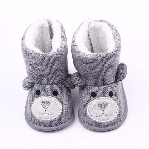Bear knitting plus baby shoes