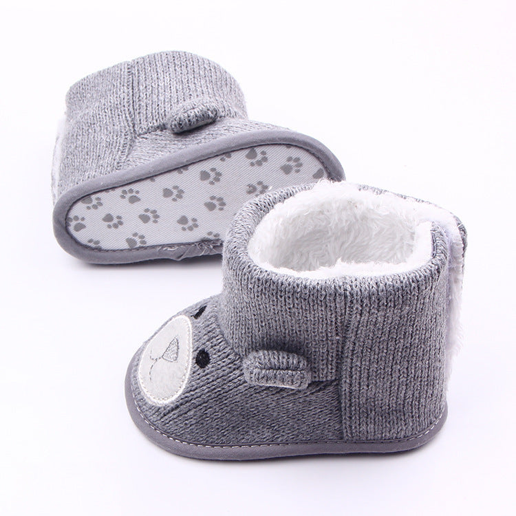 Bear knitting plus baby shoes