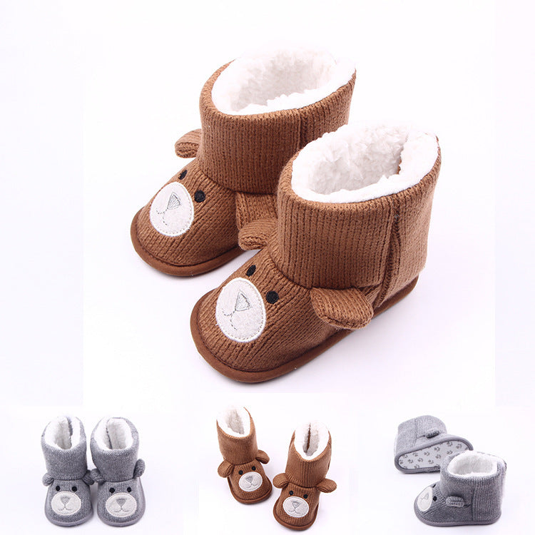 Bear knitting plus baby shoes